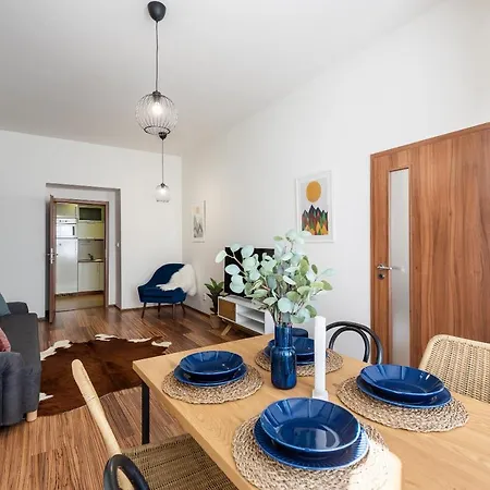 10 Min City Centre 5 People Apartment, Free Coffee Apartment Prague